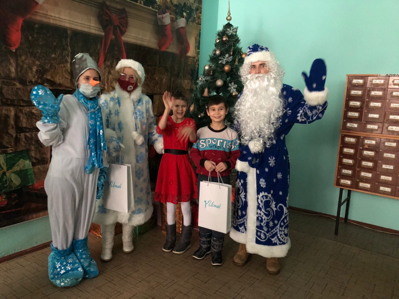 В преддверии праздников детям с инвалидностью подарили новогоднее чудо
