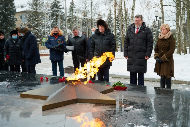 29 декабря у мемориала Вечный огонь в Обнинске состоялось традиционное мероприятие