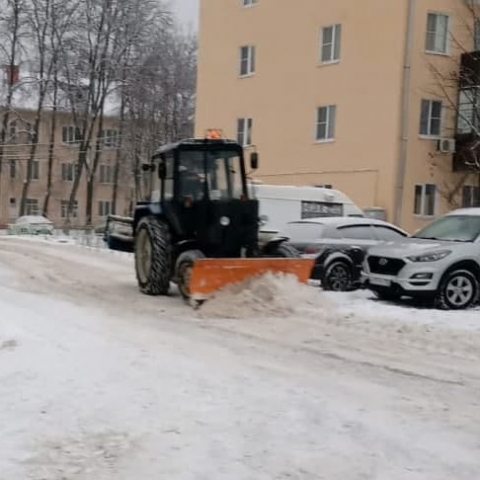 Более 80 кубометров снега вывезли с коломенских дворов на этой неделе