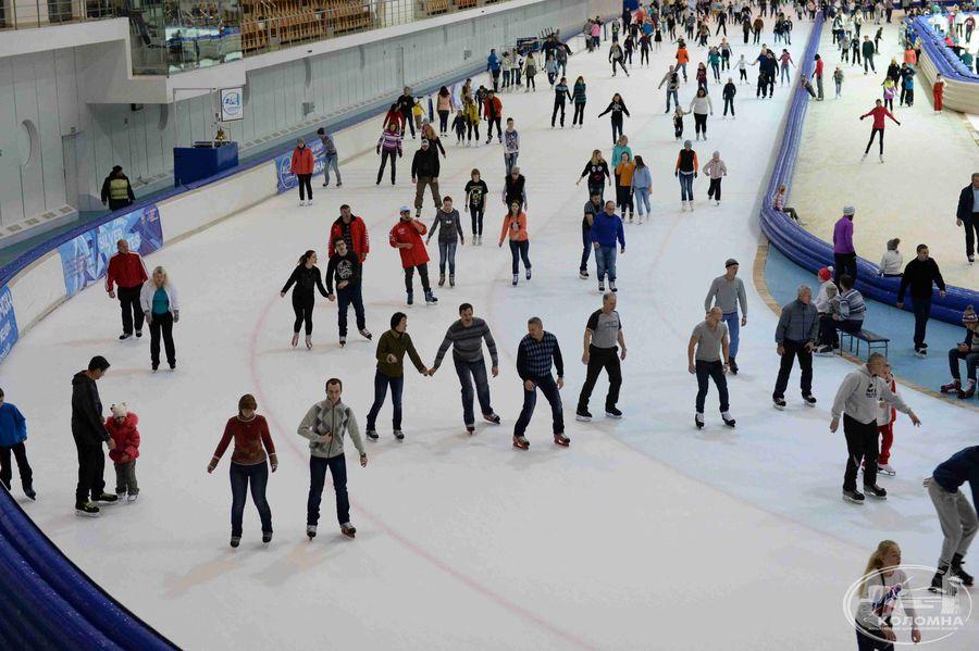 В конькобежном центре « Коломна» возобновляют сеансы массовых катаний