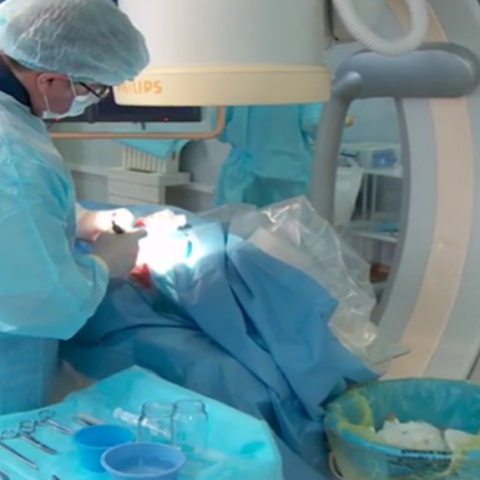 В больнице ПНЦ начали проводить операции по имплантации кардиостимуляторов