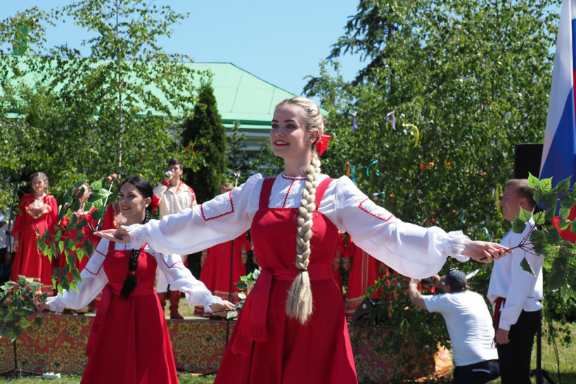 Фестиваль «Троицкий пирог» состоялся в День села Лужники