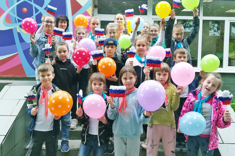 Ступинские дети стали участниками флешмоба ко Дню России