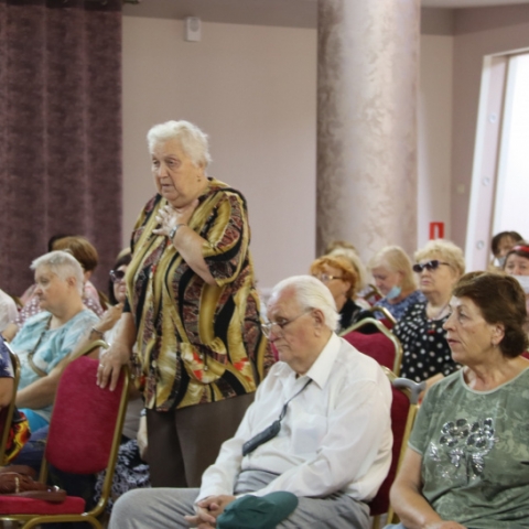 Меры социальной поддержки для граждан старшего поколения обсудили в Ступине