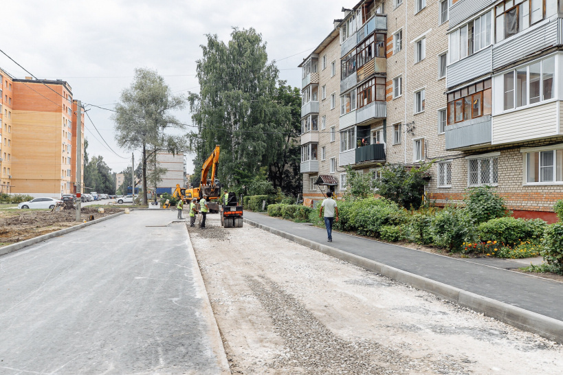 Парковки и новый асфальт: как благоустроили два двора в Ликино-Дулеве