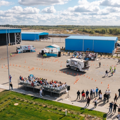 В Подмосковье определен лучший водитель спецтехники по вывозу отходов