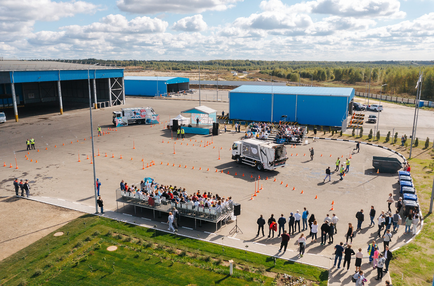 В Подмосковье определен лучший водитель спецтехники по вывозу отходов