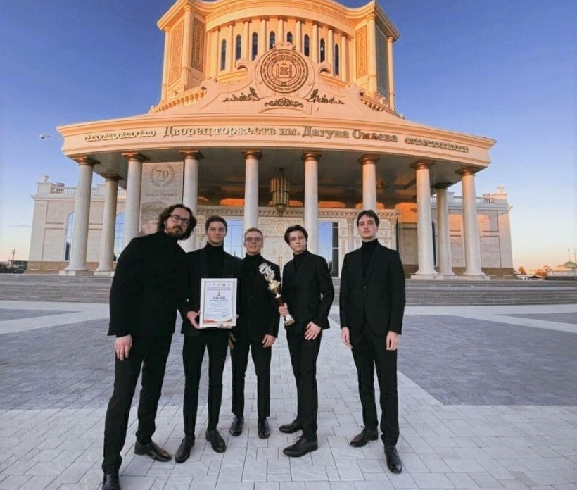 Лучшим на всероссийском вокальном фестивале стал орехово-зуевский ансамбль «Парни из нашего города»