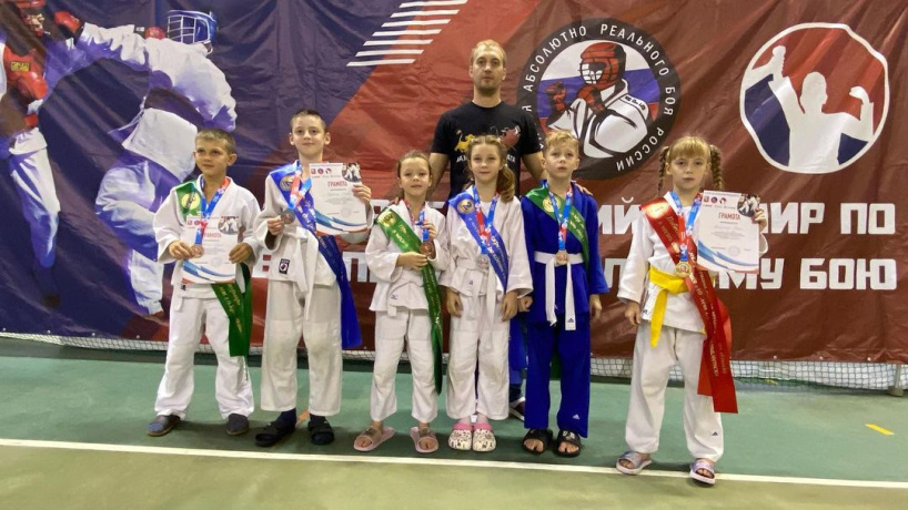 Можайские дзюдоисты завоевали 6 медалей на межрегиональном турнире