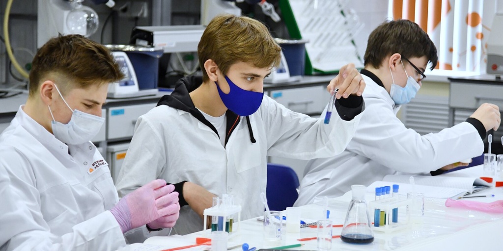 Три студенческие команды из России завоевали золотые медали на международном конкурсе по инженерной биологии