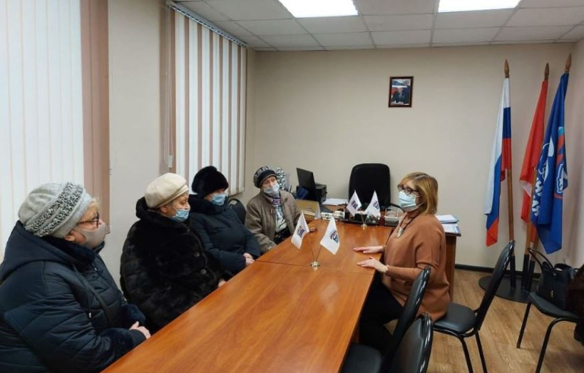 В Общественной приёмной местного отделения «Единой России» состоялась очередная встреча с матерями погибших серпуховичей