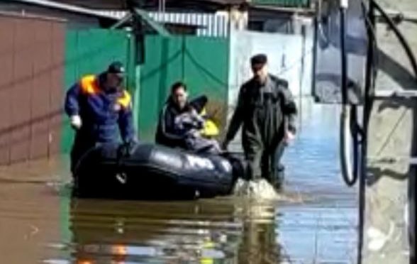 Протва продолжает подниматься, есть угроза новых затоплений