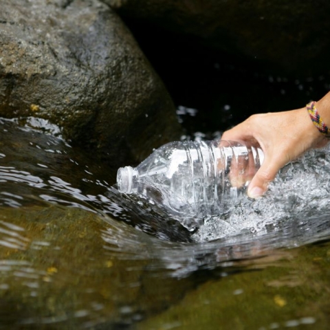 Медики не рекомендуют обнинцам купаться в Протве и пить воду без кипячения из родников