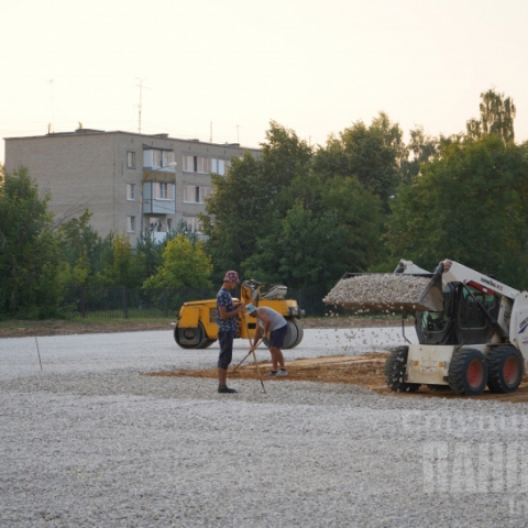 Многофункциональная хоккейная площадка появится в поселке Михнево этой осенью