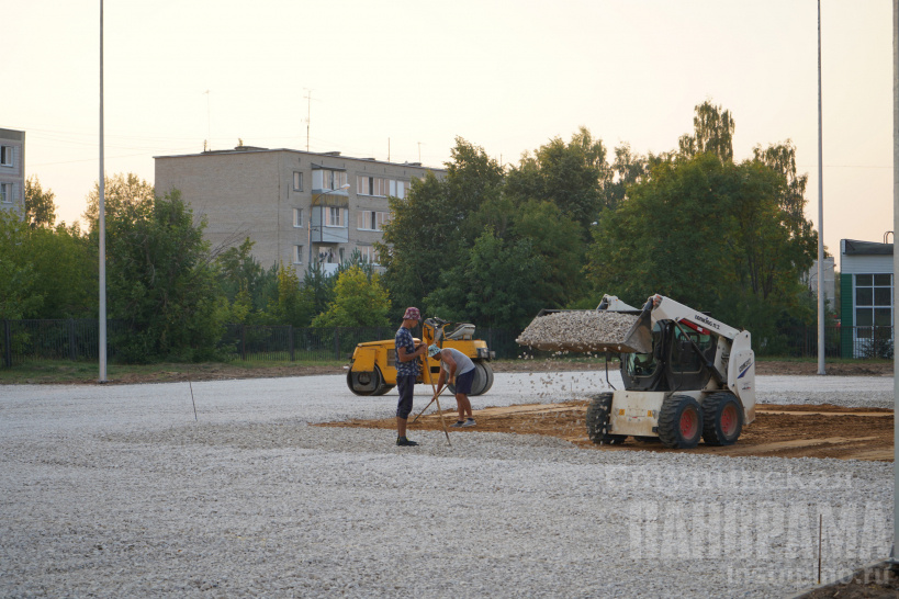 Многофункциональная хоккейная площадка появится в поселке Михнево этой осенью