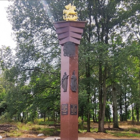 В Семеновском состоялось торжественное открытие стелы «Населенный пункт воинской доблести»