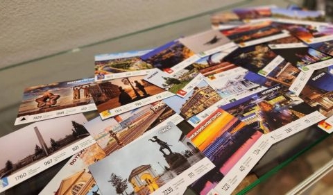 В Ступино сделали более 5 тысяч открыток с символикой городов трудовой доблести.