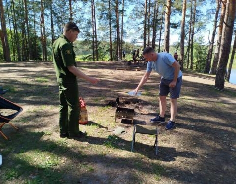 Более 30 штрафов за разведение огня в лесу выписали сотрудники «Русского леса»