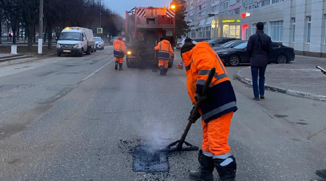 Впервые сезон ямочного ремонта дорог в Коломне начался в январе