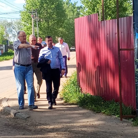 Дорогу и тротуар отремонтируют в Семеновском по просьбе жителей
