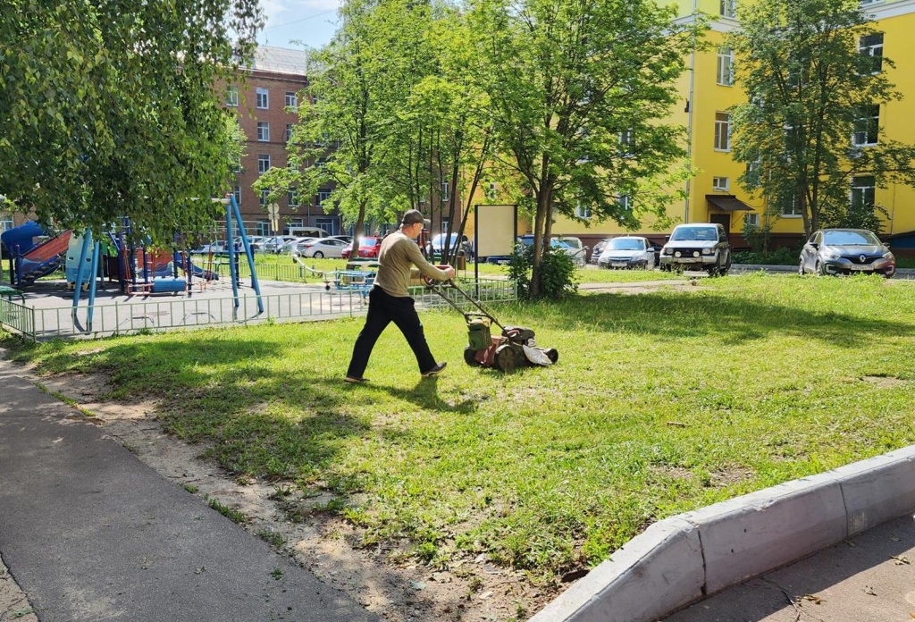 В Ступине привели в порядок двор дома №14 на улице Чайковского