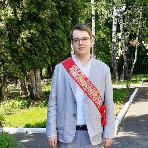 Ступинский школьник вошел в элиту 100-балльников по физике