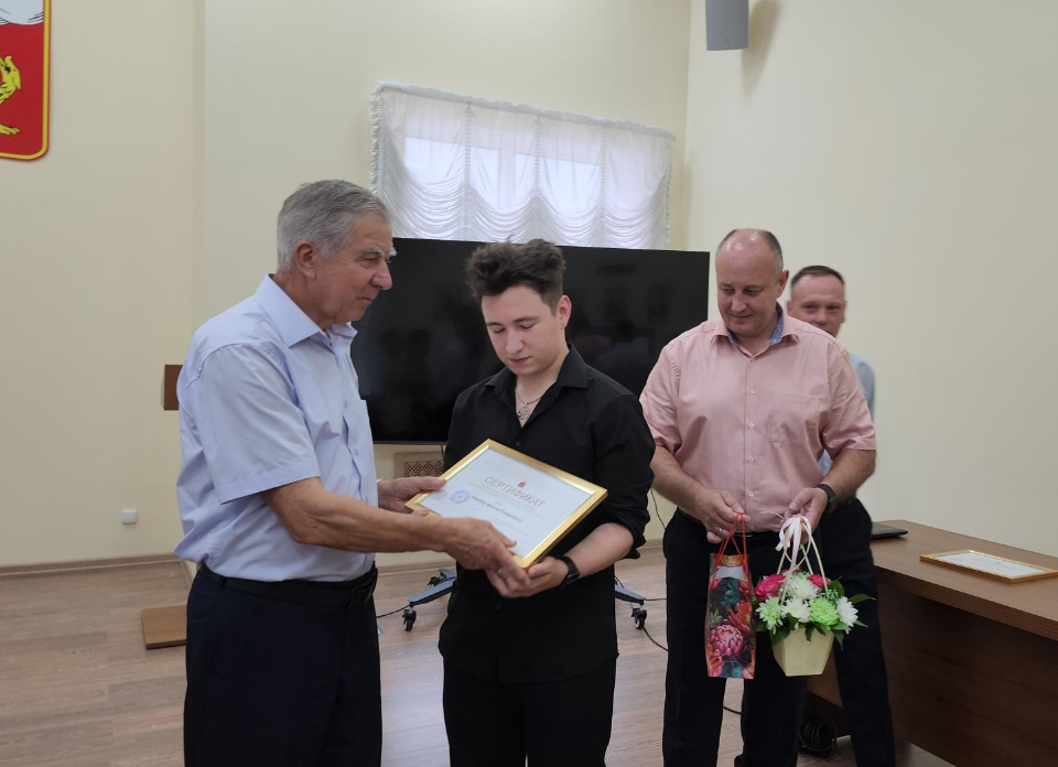 В Егорьевске первые семьи получили сертификаты на приобретение нового жилья