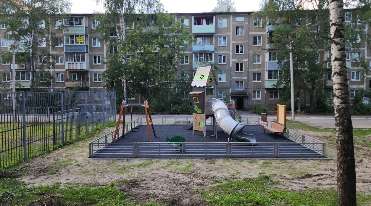 Во 2-м микрорайоне откроют две обновленные детские площадки