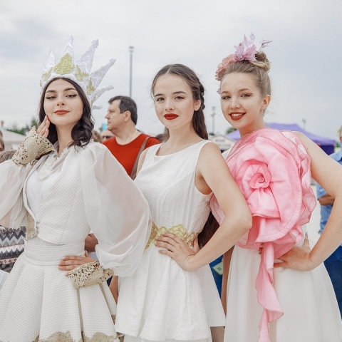 В Ликино-Дулеве состоится шествие Фарфоровой королевы