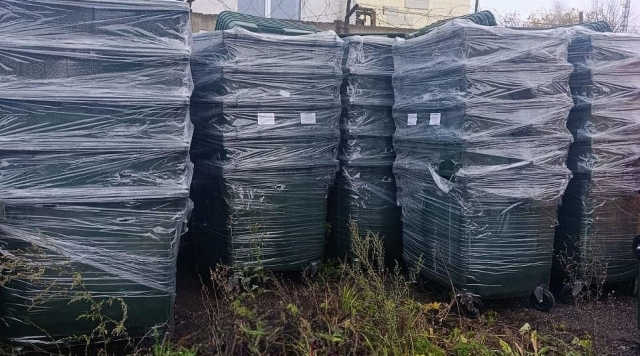 В Калужскую область закупили более 200 мусорных контейнеров