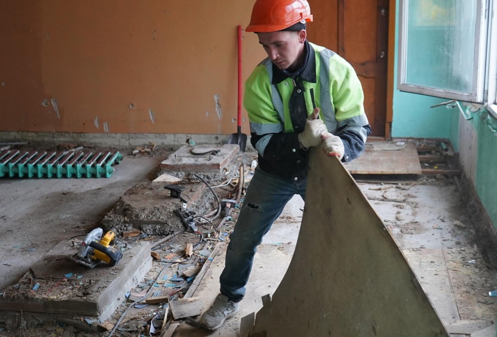 Работы идут по графику: как продвигается капремонт трех соцобъектов в Ступине