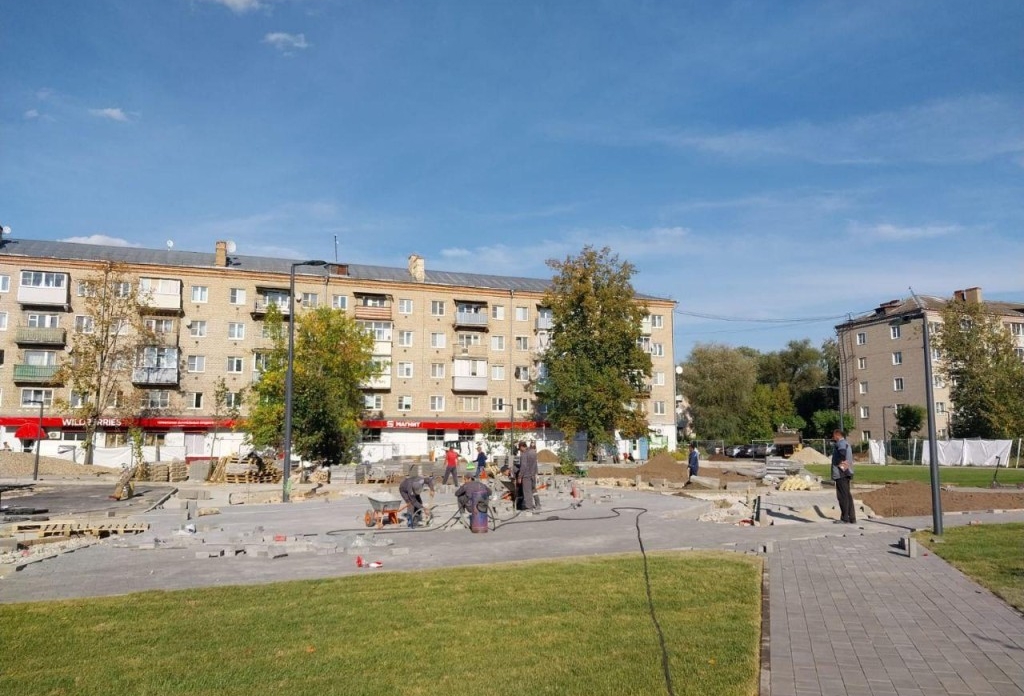 Пешеходные дорожки и парковки построили во дворах Орехово-Зуева