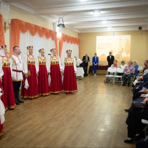 Старост чествовали в их профессиональный праздник