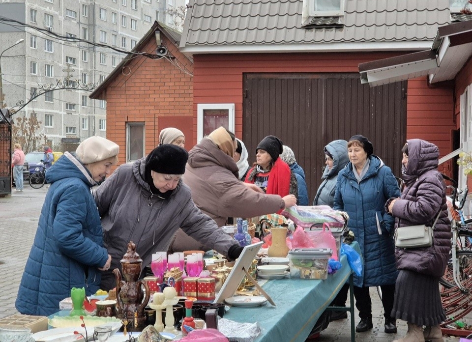 В Орехово-Зуеве прошла благотворительная ярмарка на территории собора