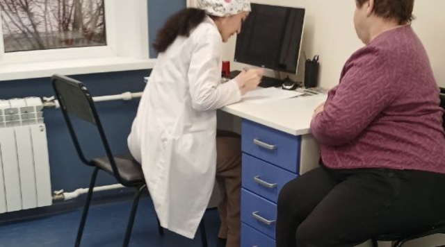 Записаться на прием к врачам «узких» специальностей можно через терапевта