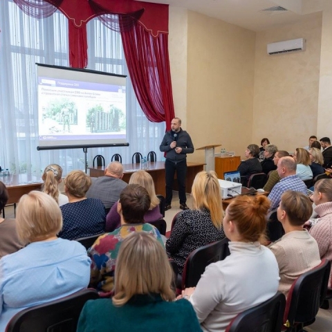 Глава Орехово-Зуева ответил на вопросы социальных работников