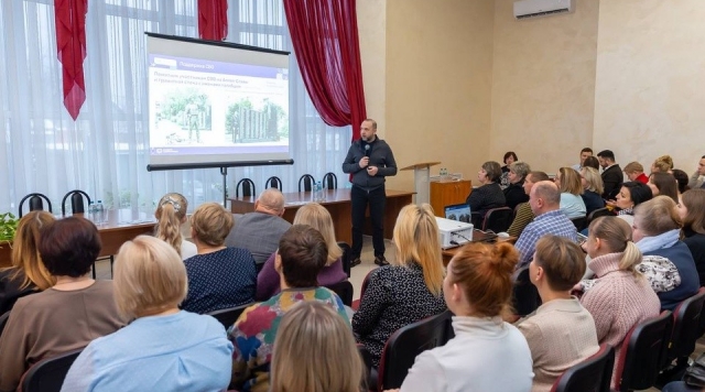 Глава Орехово-Зуева ответил на вопросы социальных работников