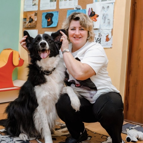 Пушистые терапевты в деле: как собаки в Орехово-Зуевском центре КРИА помогают детям найти дорогу к общению