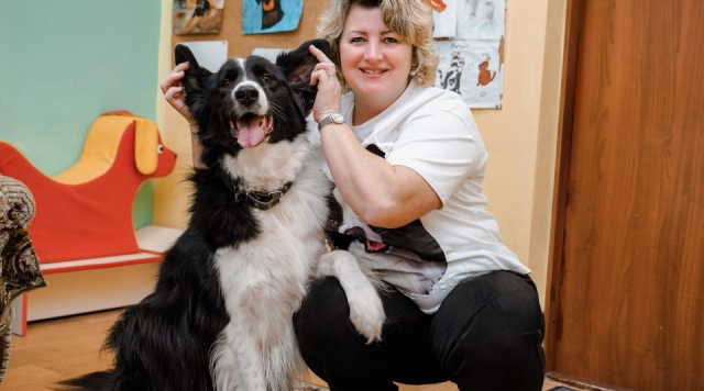 Пушистые терапевты в деле: как собаки в Орехово-Зуевском центре КРИА помогают детям найти дорогу к общению