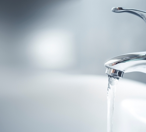 В десять многоэтажек в 6-м микрорайоне горячую воду вернут после техработ