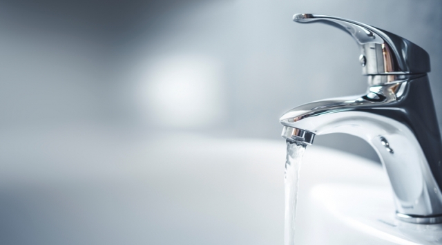 В десять многоэтажек в 6-м микрорайоне горячую воду вернут после техработ