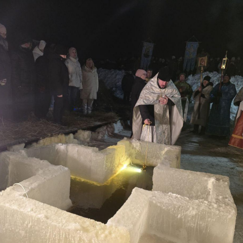 Как в Сивкове под Можайском верующие встретили Крещение