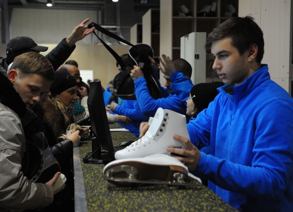 По студенческому: бесплатный прокат коньков откроют в Татьянин день в парке Мира