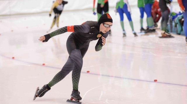 Коломна встречает скороходов: более 200 юных конькобежцев бьются за путевку на Спартакиаду