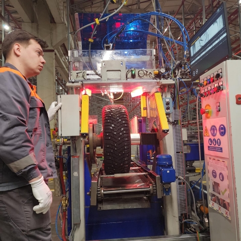 Первый российский станок для ошиповки шин запущен в производство в Орехово-Зуеве