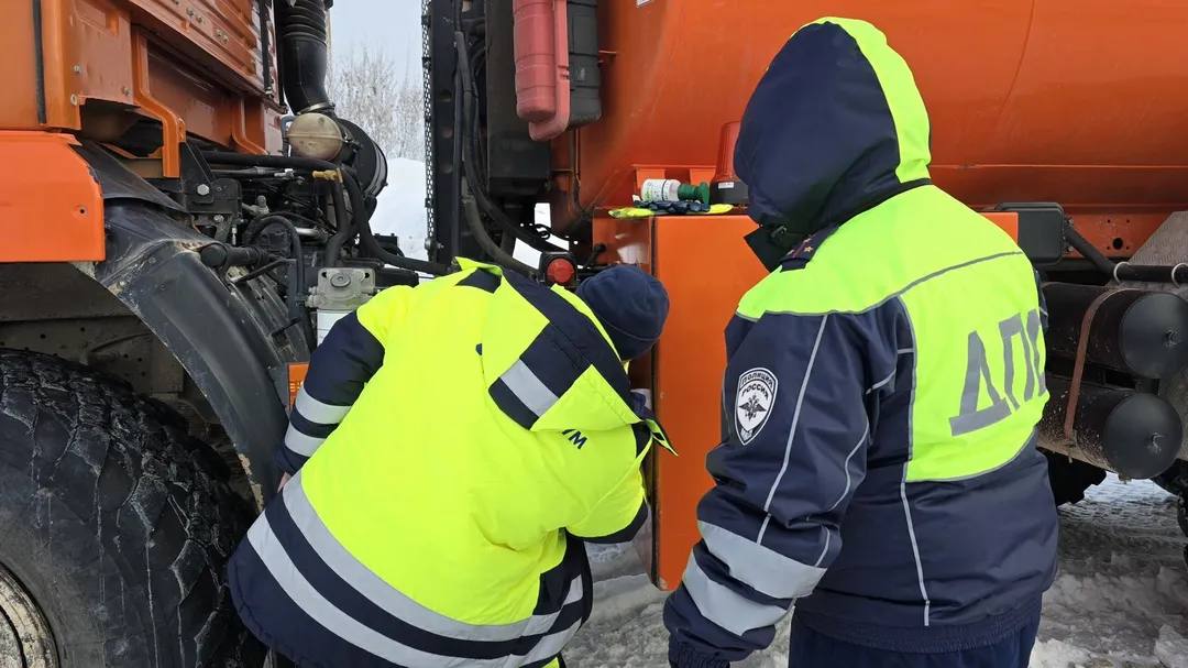 Особо опасные грузы проверяют на дорогах в Коломне