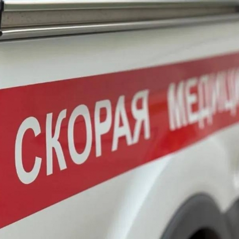 Дорожные полицейские выясняют детали ДТП с участием «скорой»