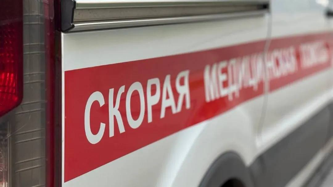 Дорожные полицейские выясняют детали ДТП с участием «скорой»