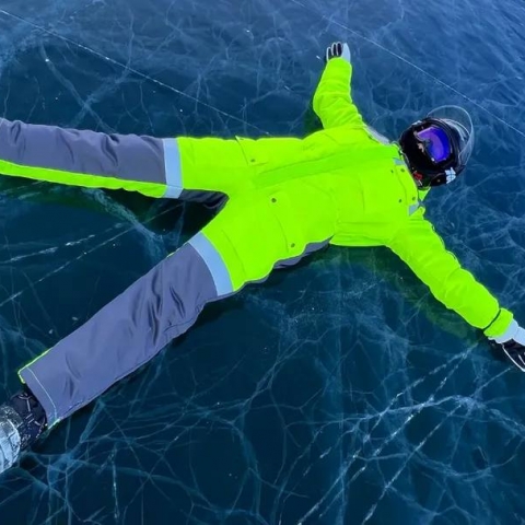 Спасатели измерили толщину льда на водоемах Можайска: жирен и коварен