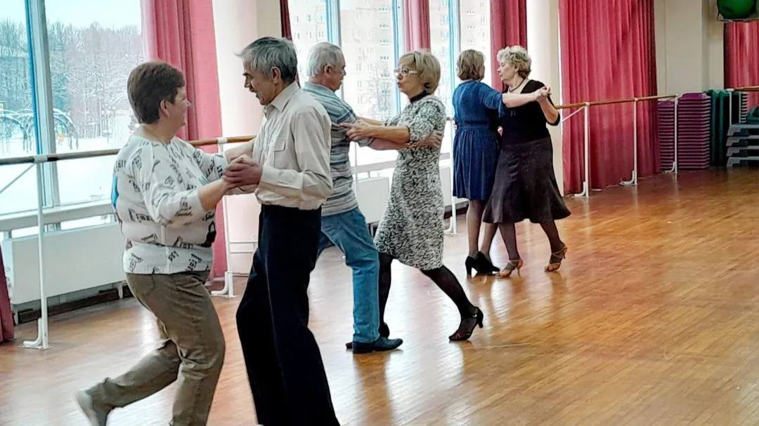 Возраст — не помеха: как пожилые жители Можайска зажигают на танцполе